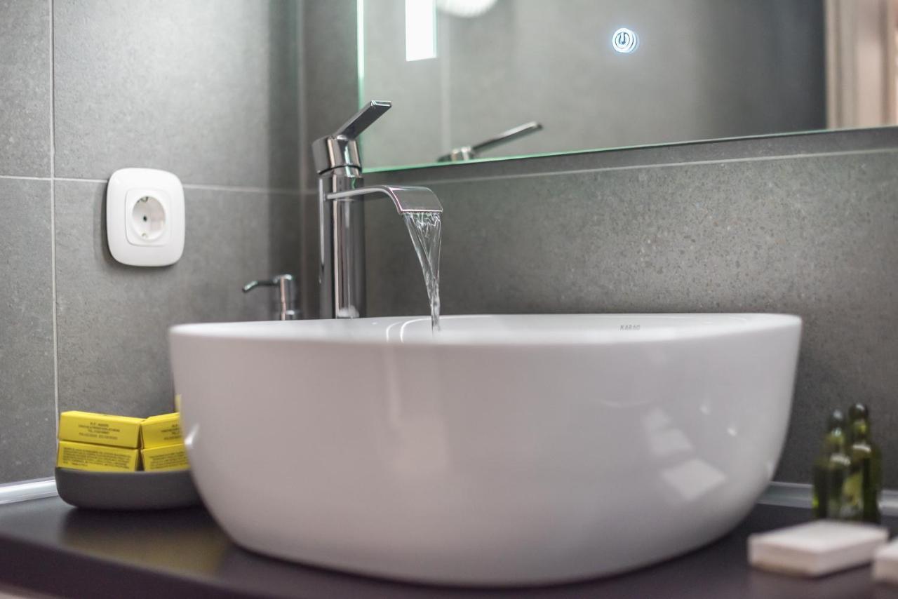 Iguana Gold Luxury Suites 2 Αθήνα Εξωτερικό φωτογραφία